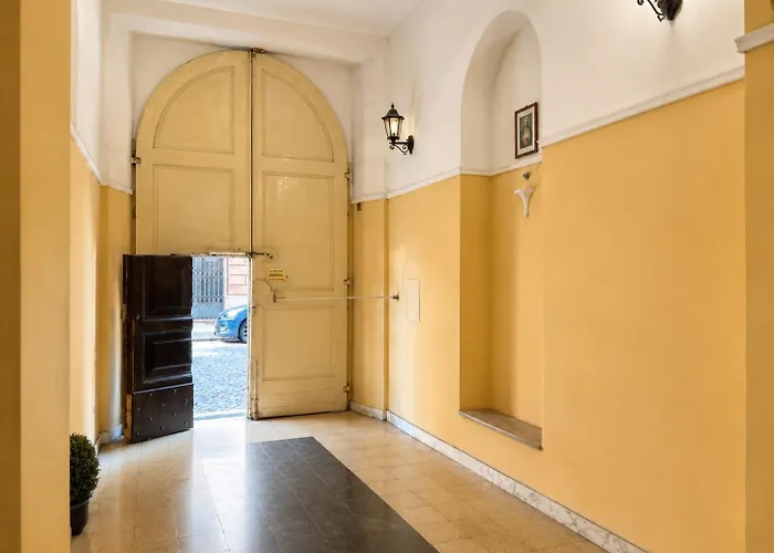 Casetta Alfieri Near Colosseum, St Mary Major, Termini